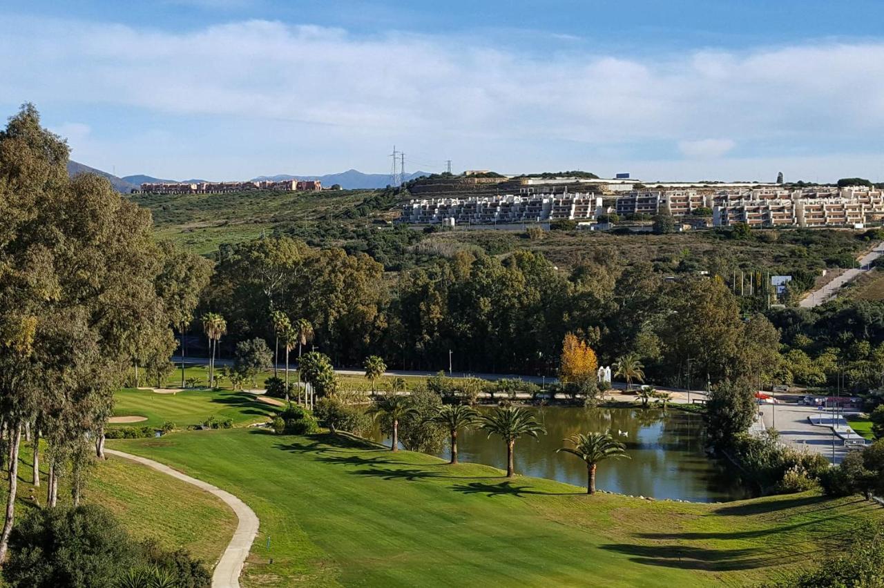 Apartamento Estepona Golf Dış mekan fotoğraf